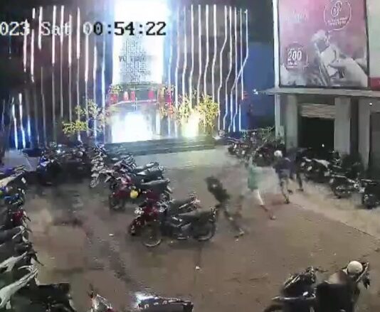 Chém nhau kinh hoàng trước quán bar ở Bình Dương: Đã bắt những đối tượng đầu tiên