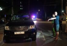 7 người trên xe bán tải cùng “phê” ma tuý, trong xe có 4 khẩu súng