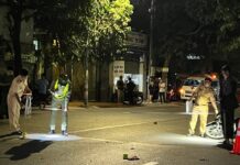 2 người ch.ết, 3 người bị thương khi 2 thiếu niên bỏ chạy