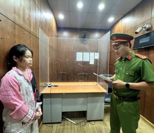 Kẻ bắt cóc hai bé gái ở phố đi bộ Nguyễn Huệ bị khởi tố thêm tội danh