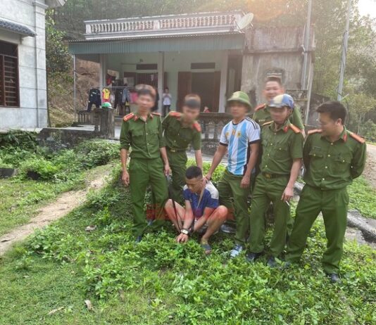 Phạm nhân trốn trại bật khóc khi nói về lý do bỏ trốn