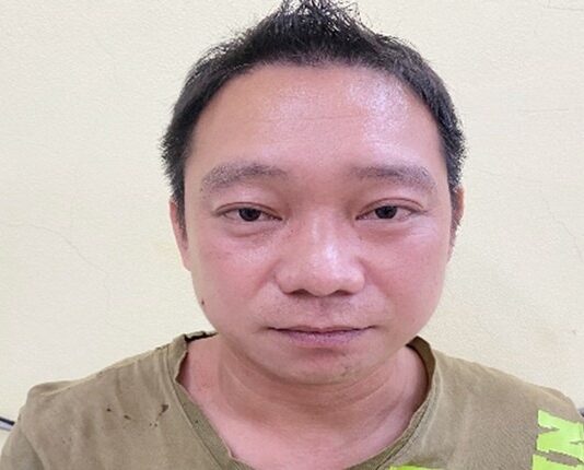 Cầm kiếm ch.é.m người vì mâu thuẫn trong quán nước