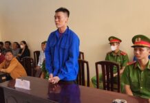 Gi.ế.t người từ việc đang ăn thì làm đổ tô cháo