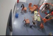 Bé gái nghi bị mẹ đẻ và người tình dùng dây điện b.ạo hà.nh