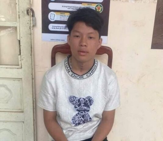 Di lý đối tượng Trương Phi Long từ Bình Phước về Đồng Nai để điều tra