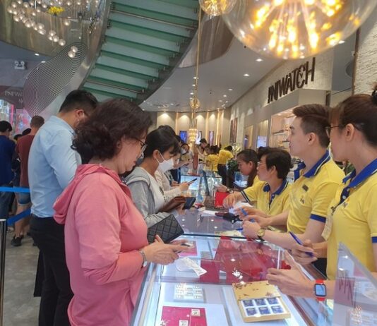 Giá vàng nhẫn vượt 87,4 triệu đồng/lượng, “đại gia vàng” làm ăn ra sao?